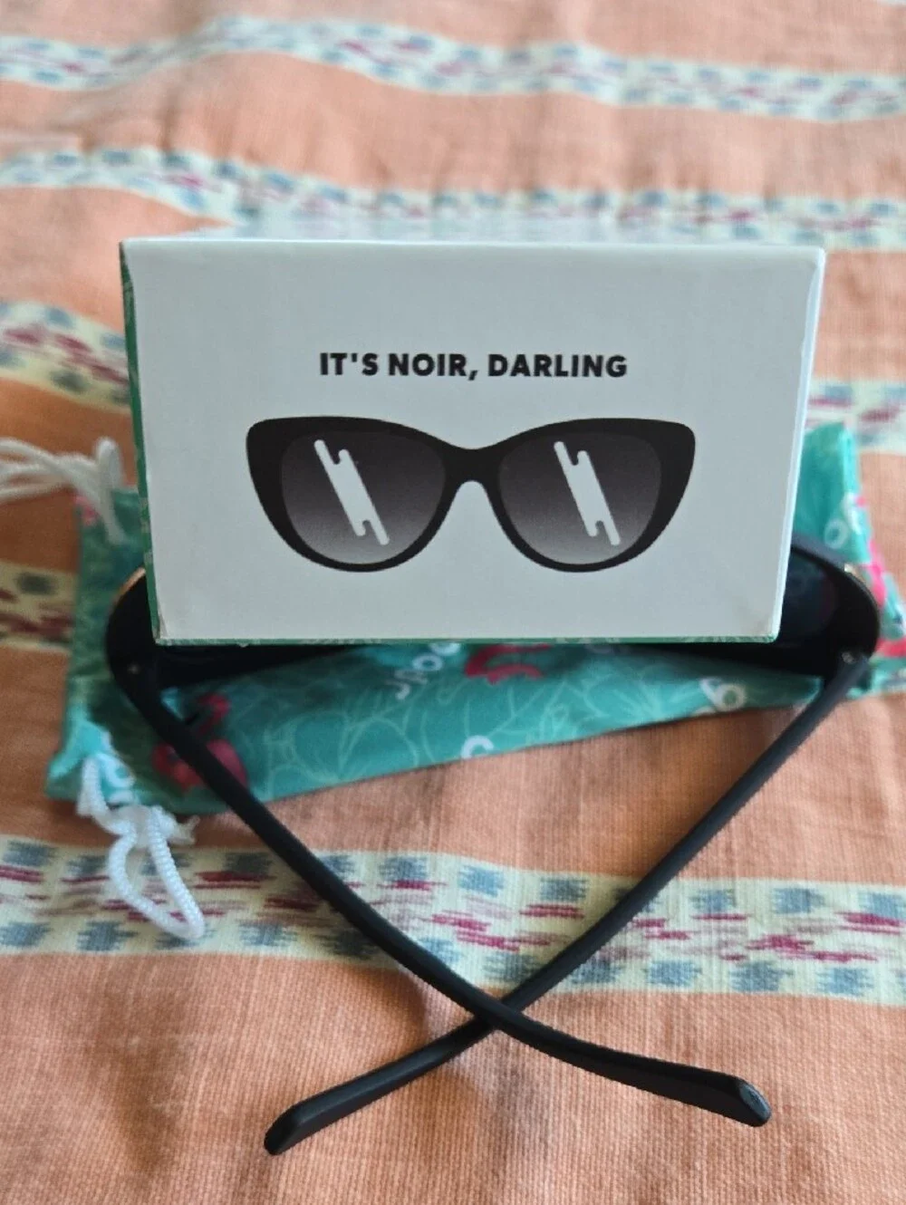Goodr Glam G It's Noir, Darling Cat Eye Sunglasses